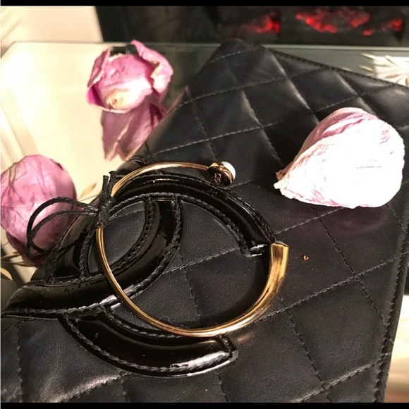 Cole Haan - Picture 3 of 3